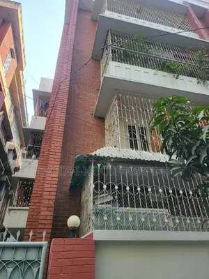 House for sale on 6 Katha land in Lalmatia with an income opportunity of over 2 Lakh BDT