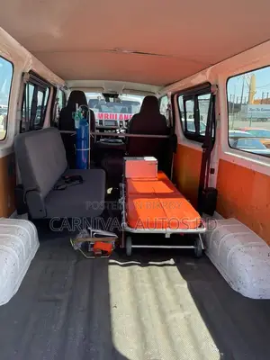 Toyota Hiace DX AMBULANCE 2021