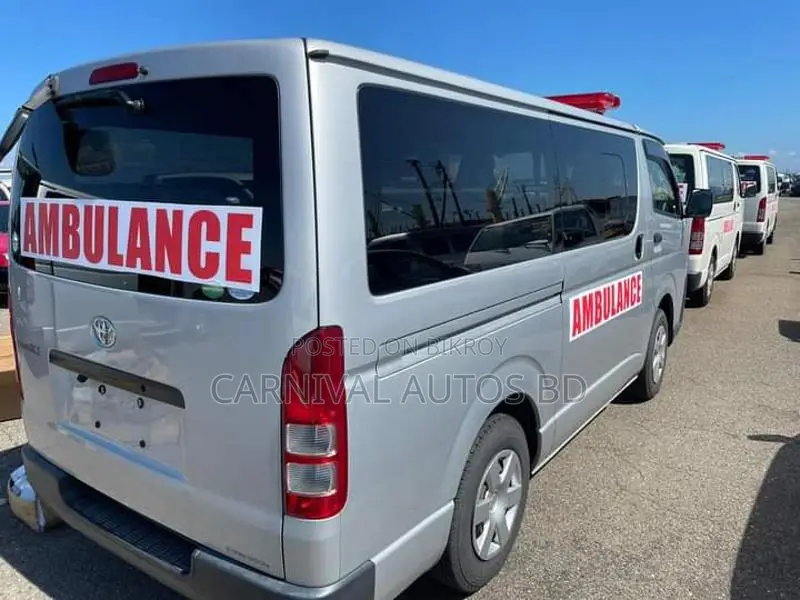 Toyota Hiace DX AMBULANCE 2021