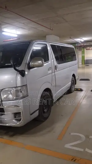 Hiace গাড়ি ভাড়া