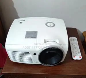 Vivitak DW868 DLP 4500 ANSI LUMENS WXGA PROJECTOR