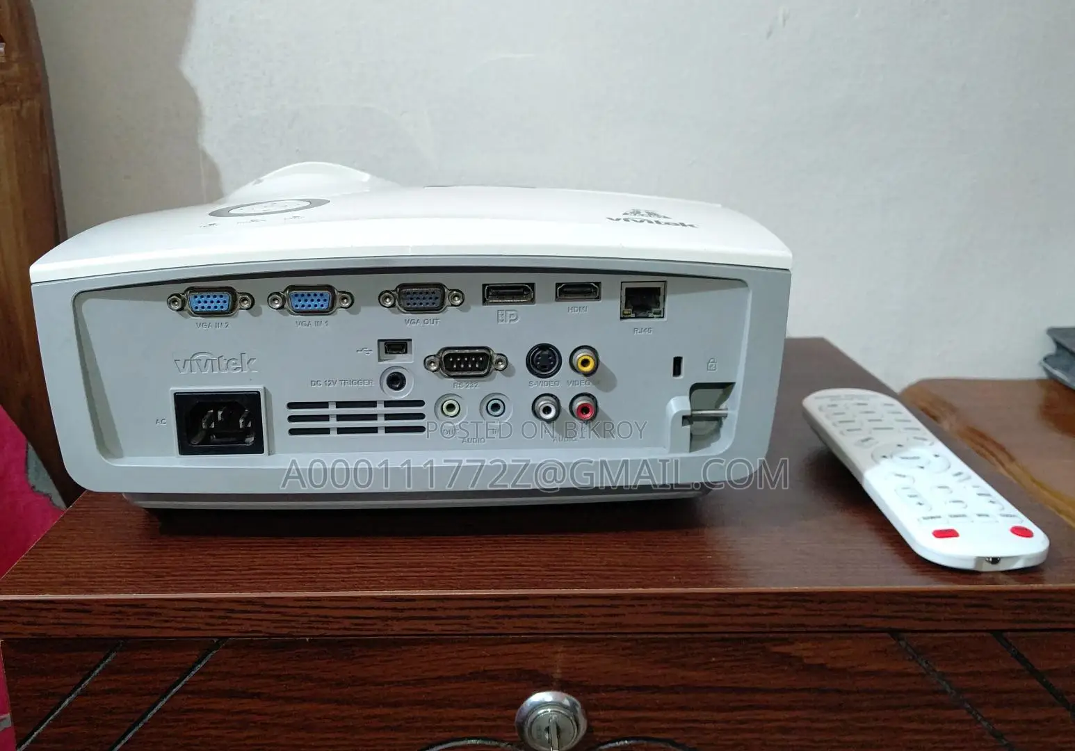 Vivitak DW868 DLP 4500 ANSI LUMENS WXGA PROJECTOR