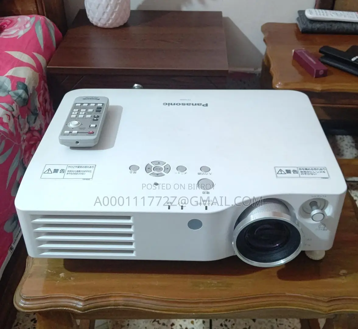 Panasonic TH-200AX Home Cinema Projector Made in Japan