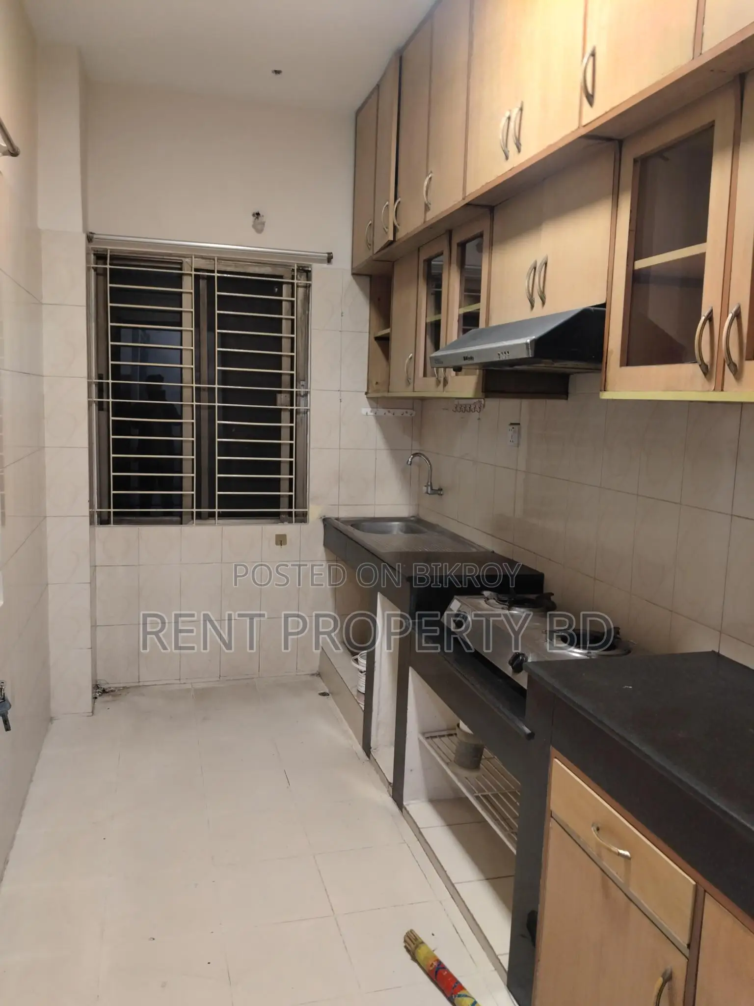 Unfurnished Flat For Rent In Banani