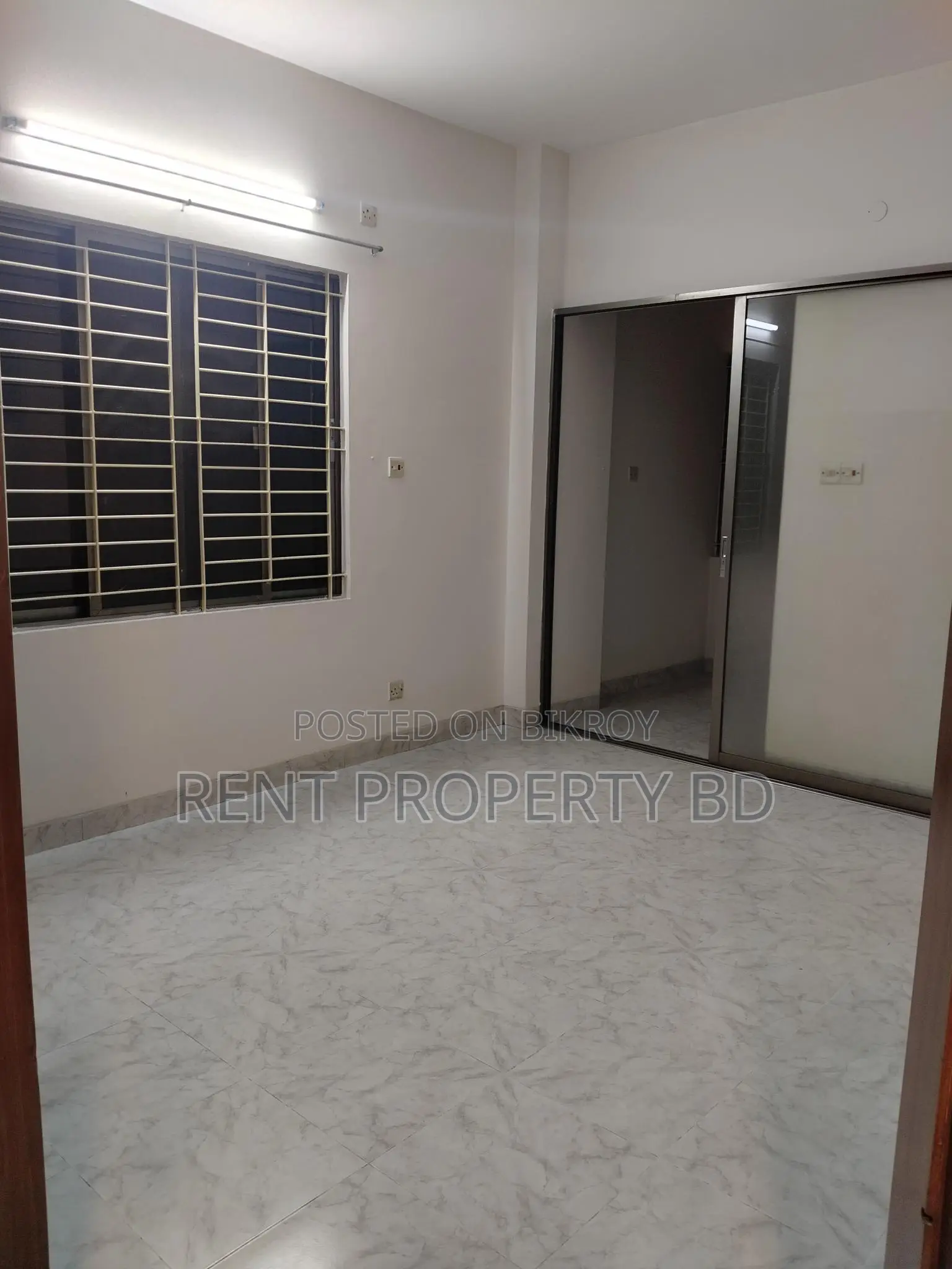 Unfurnished Flat For Rent In Banani