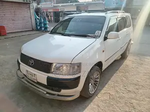 টয়োটা প্রোবক্স ১.৫ সিএনজি ২ডব্লিউডি ২০০৫ সাদা