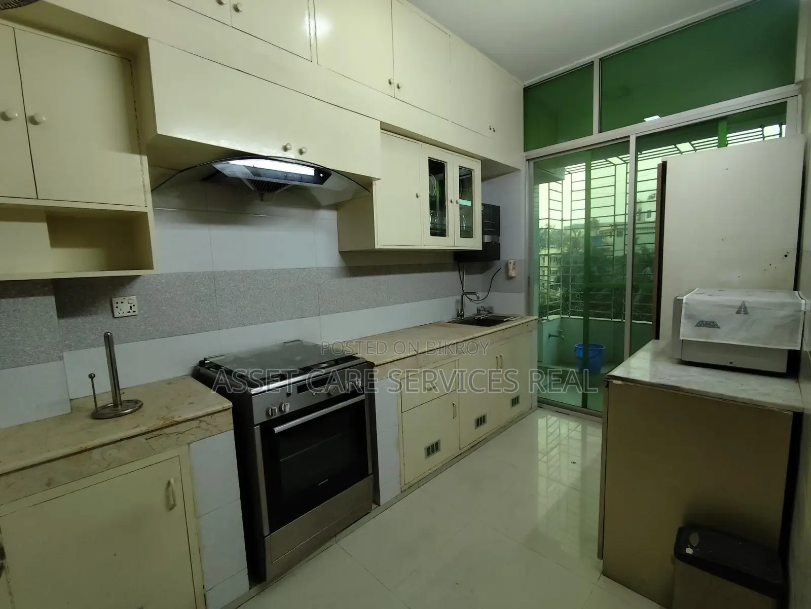 South Banani 3-Bed Fully Furnished Apartment for Rent Near Road-11