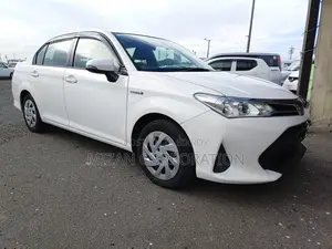 Toyota Axio 1.5 Hybrid 2WD 2020 White