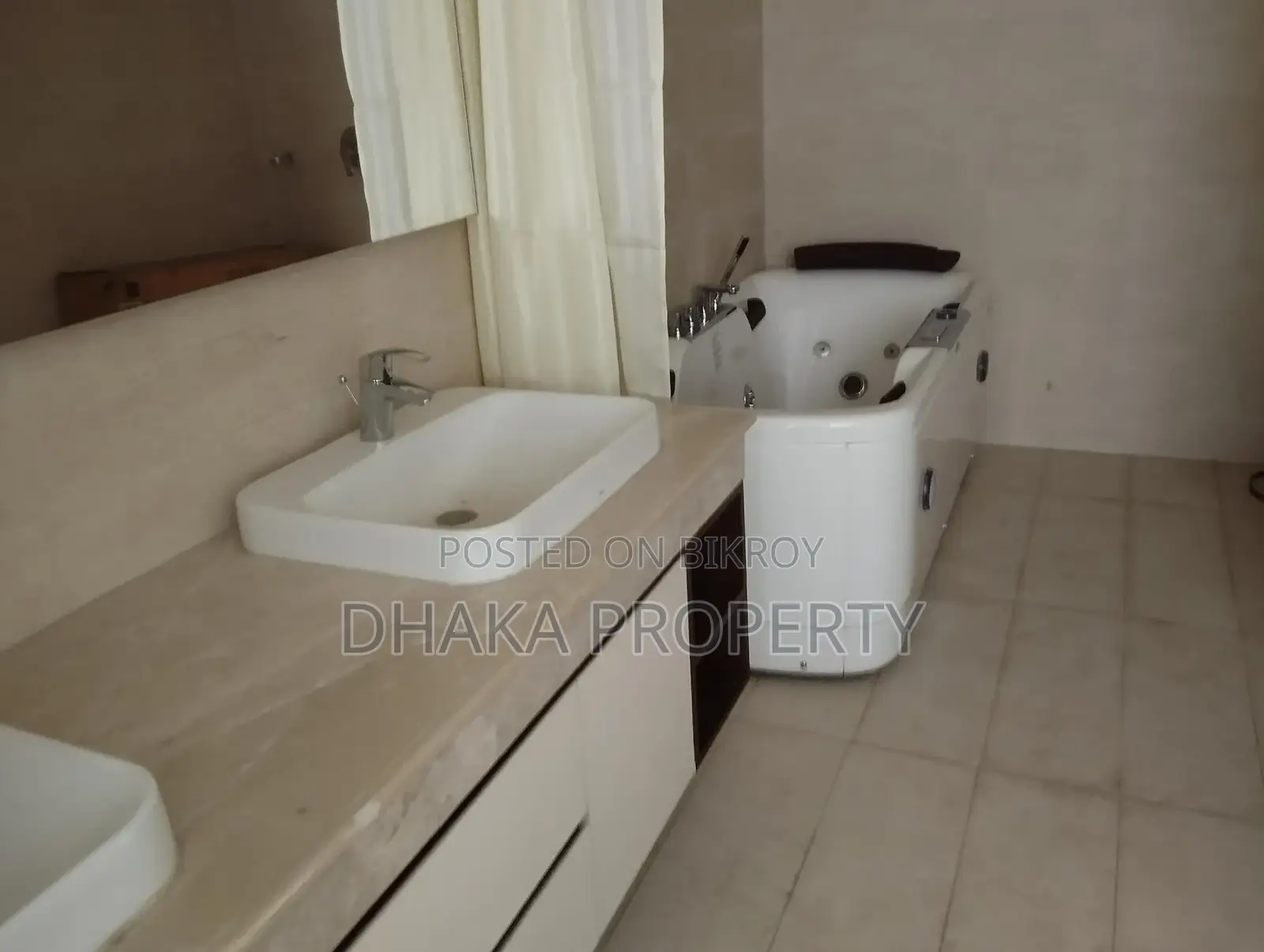 LUXURIOUS FURNISHED FLAT FOR RENT IN GULSHAN NORTH