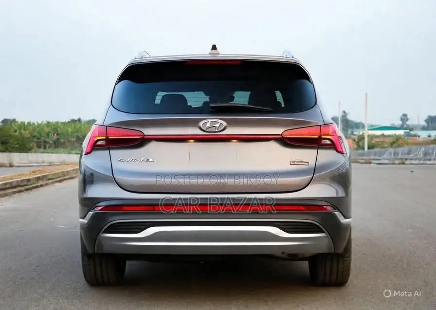 Hyundai Santa Fe 7Seater Sunroof 2022