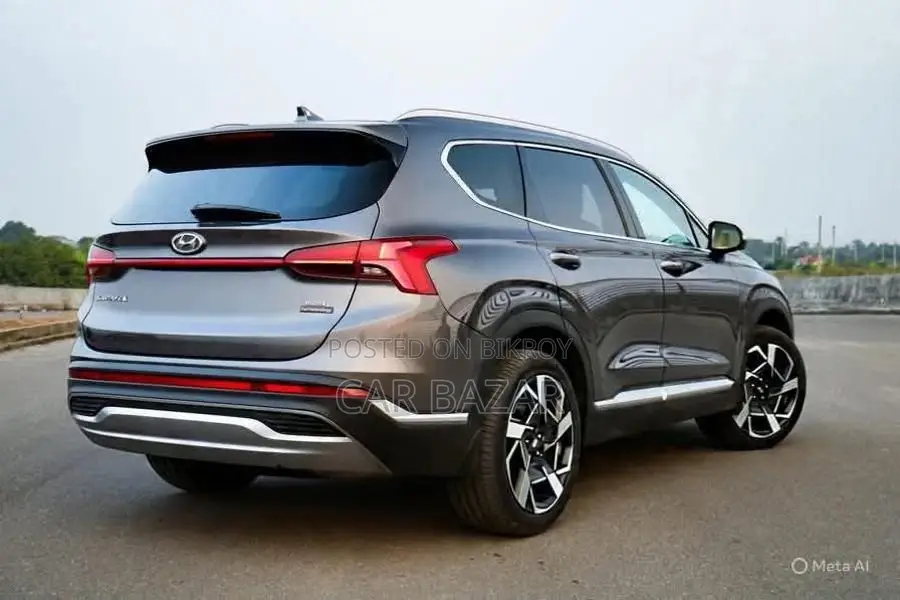 Hyundai Santa Fe 7Seater Sunroof 2022