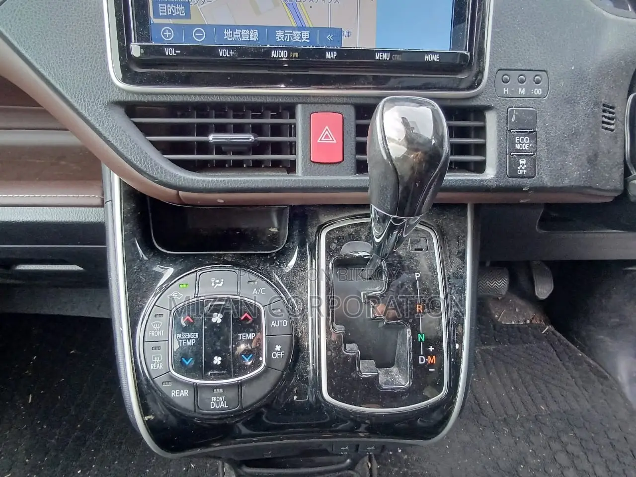 Toyota Esquire Gi package 2021