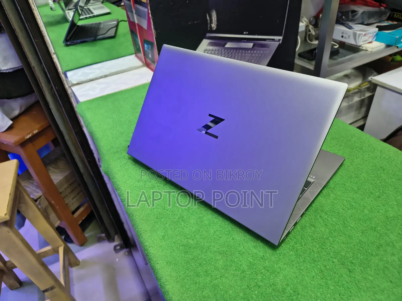 HP Zbook firefly G8 11gen: i5 512ssd+16gb ram