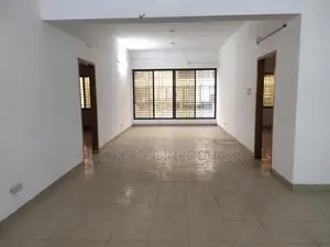 অফিস স্পেস ভাড়ার জন্য