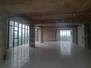 বনানীতে ৪৪০০ বর্গফুটের ওপেন কমার্শিয়াল রেস্টুরেন্ট বা পার্লার স্পেস ভাড়ার জন্য