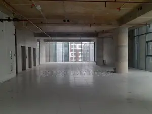 বনানীতে ৪৪০০ বর্গফুটের ওপেন কমার্শিয়াল রেস্টুরেন্ট বা পার্লার স্পেস ভাড়ার জন্য
