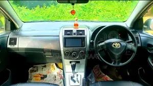 Toyota Axio 2010 Silver