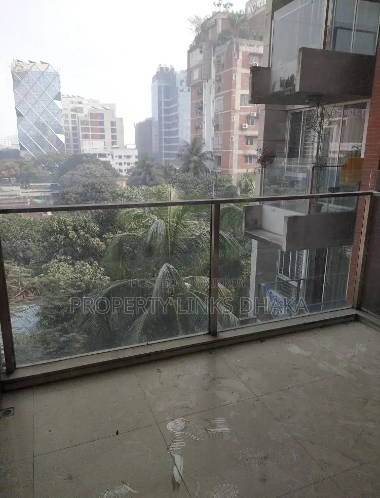 Unfurnished flat for Rent in Gulshan