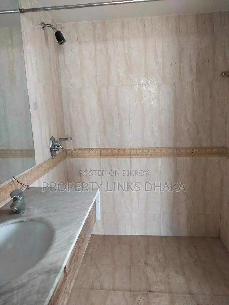 Unfurnished flat for Rent in Gulshan