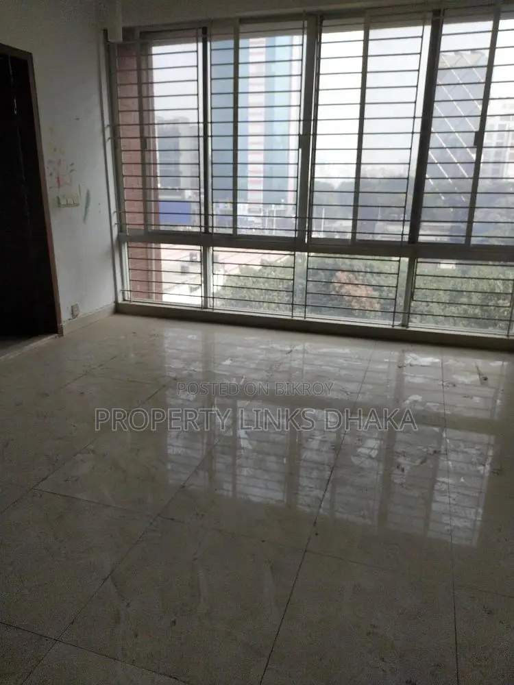 Unfurnished flat for Rent in Gulshan