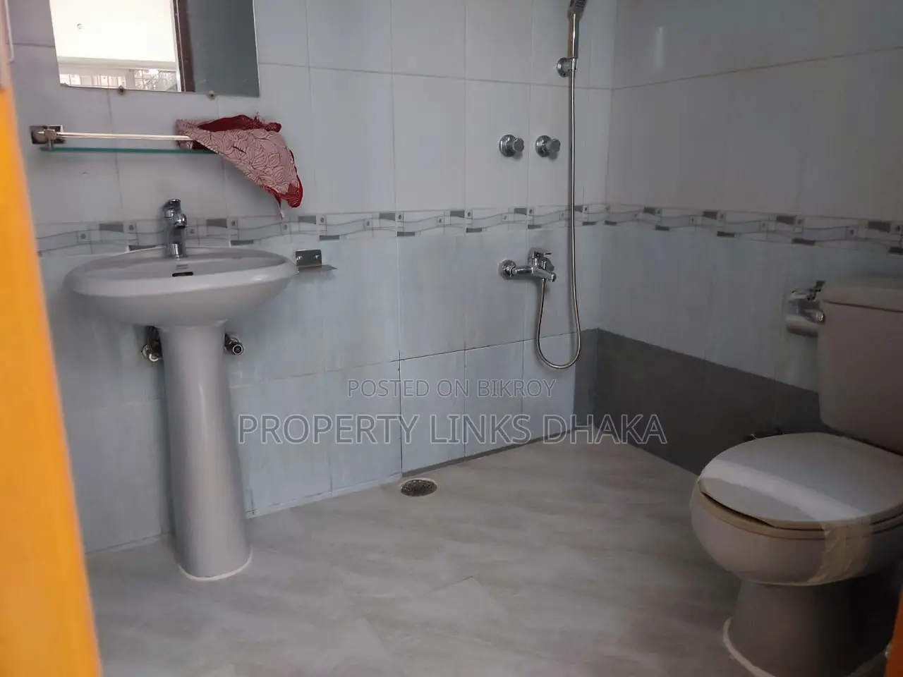 গুলশানে ভাড়ার জন্য আনফার্নিশড ফ্ল্যাট