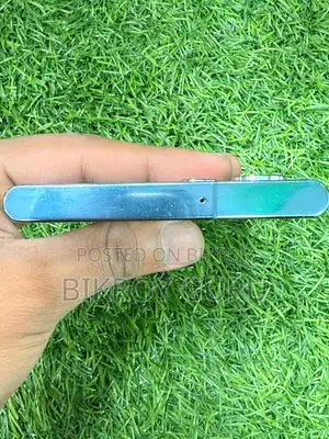 স্যামসাং গ্যালাক্সি এস২২ আল্ট্রা ৫জি ১২জিবি ২৫৬জিবি (ব্যবহৃত)