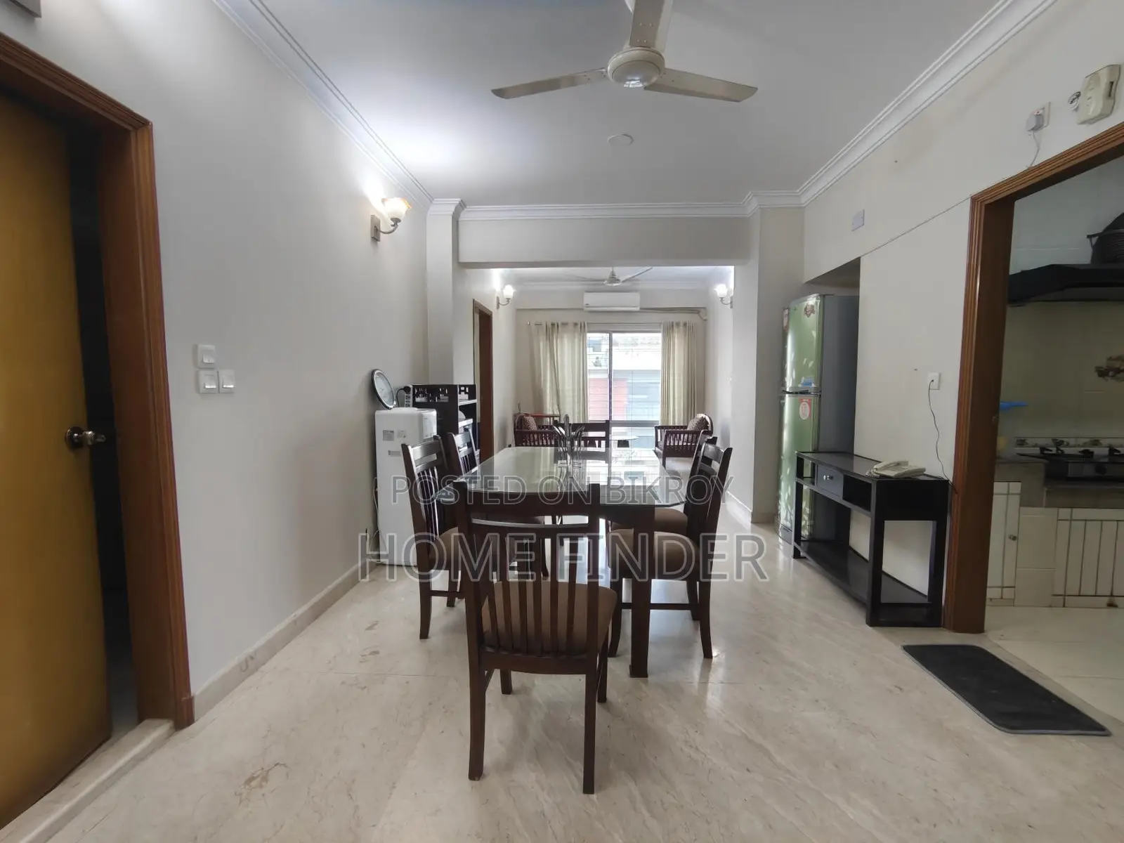 গুলশান ১-এ ২২০০ বর্গফুটের সম্পূর্ণ ফার্নিশড অ্যাপার্টমেন্ট ভাড়ার জন্য