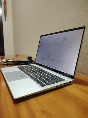HP EliteBook x360 1040 G7 – Intel Core i7 10th Gen, 16GB RAM/SSD 512GB