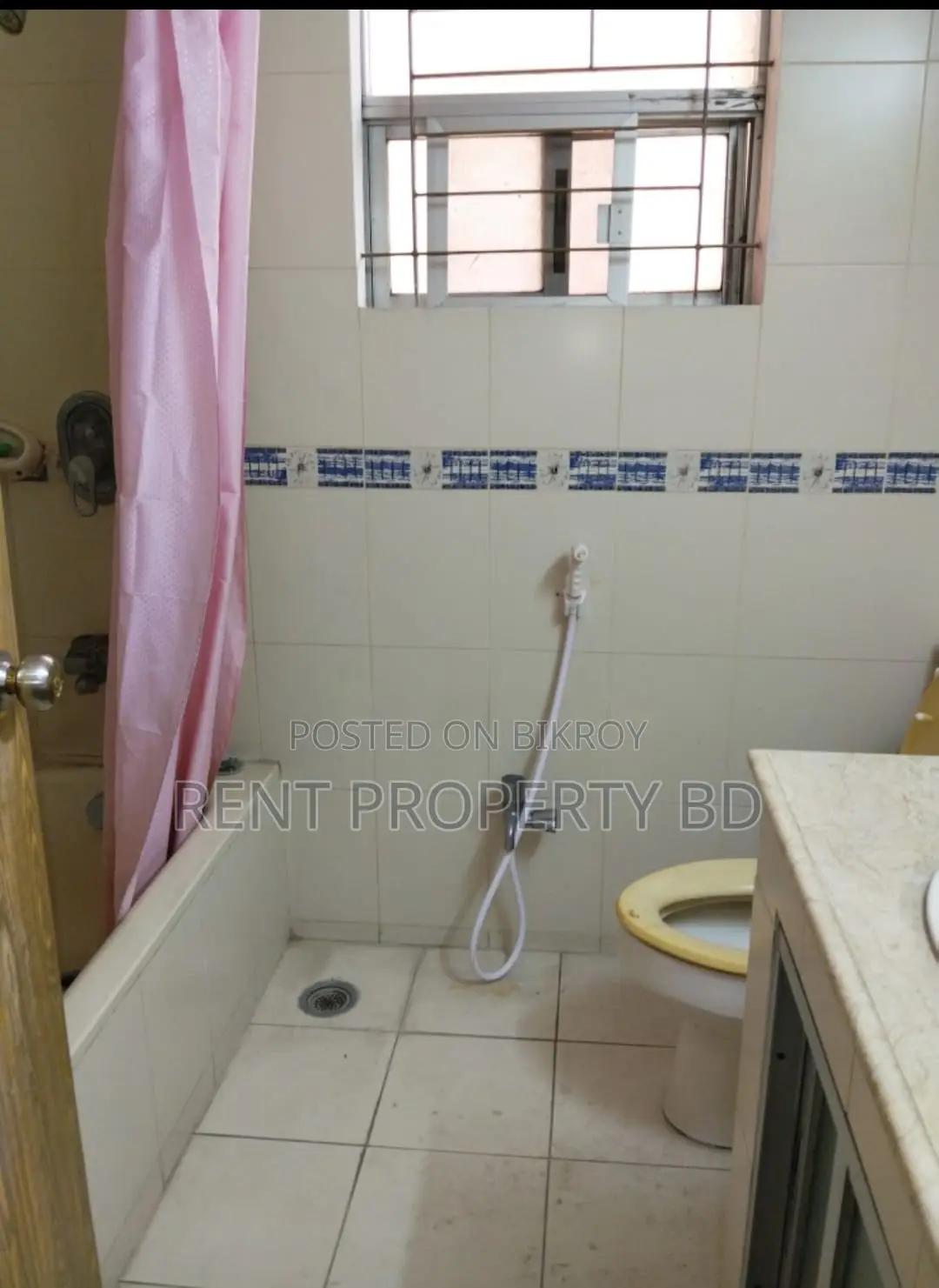 উত্তর গুলশানে সম্পূর্ণ ফার্নিশড অ্যাপার্টমেন্ট ভাড়া