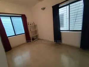 সাউথ বনানীতে ১৯০০ বর্গফুটের অফিস স্পেস ভাড়া