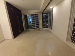 সাউথ বনানীতে ১৯০০ বর্গফুটের অফিস স্পেস ভাড়া