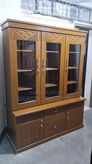শোকেস মডেল # ৯৯৫