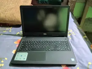 DELL Inspiron 15
