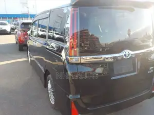Toyota Noah WXB HYBRID 2021