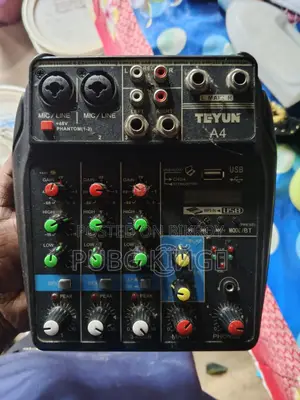 Teyun A4 4-channel audio mixer.
