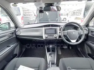 Toyota Fielder Ex 2020