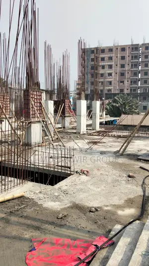 Open Concept Flat with Beautiful View