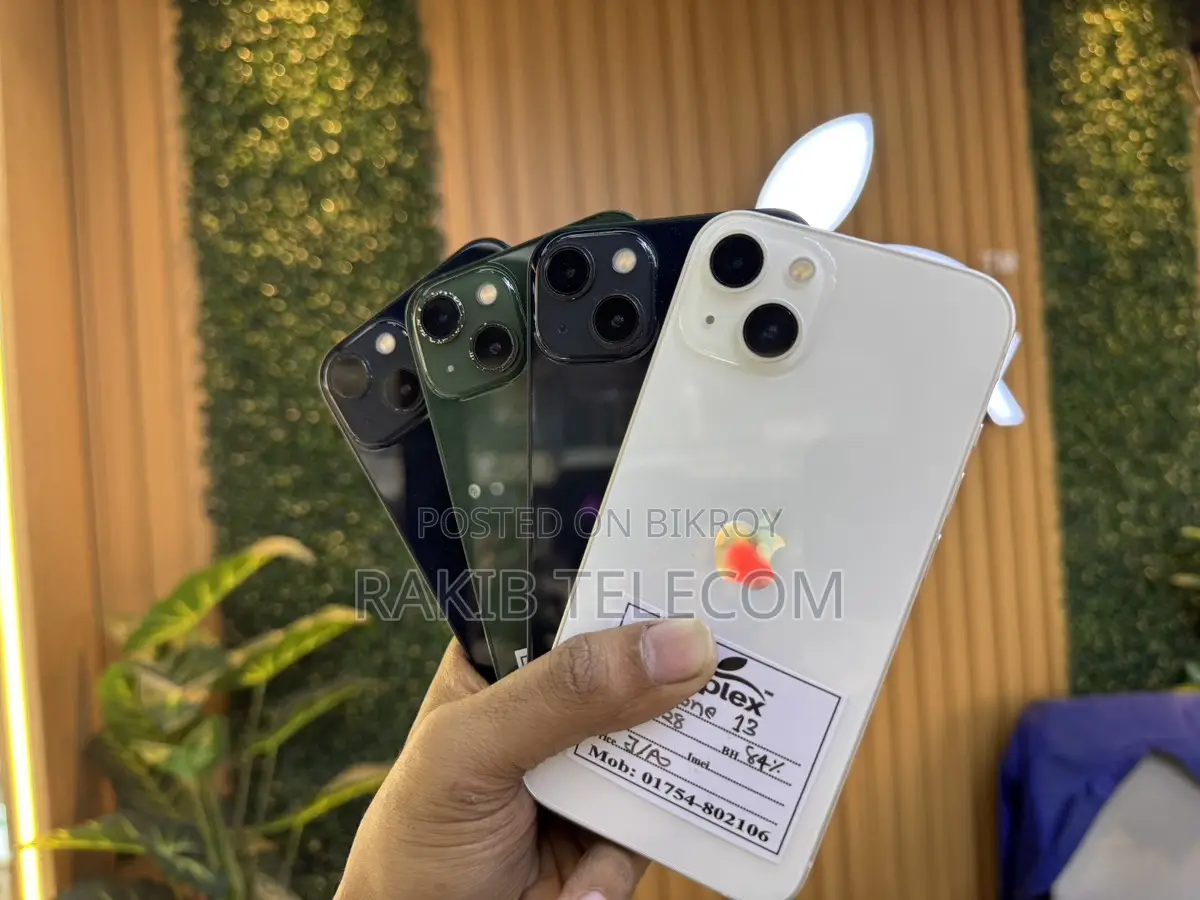Apple iPhone 13