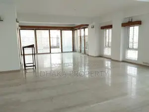 গুলশান নর্থে ভাড়ার জন্য বিলাসবহুল ডুপ্লেক্স ফ্ল্যাট (পুল জিম)