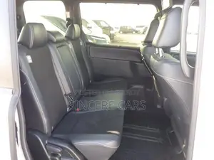 Toyota Noah SI WXB NON HYBRID 2021