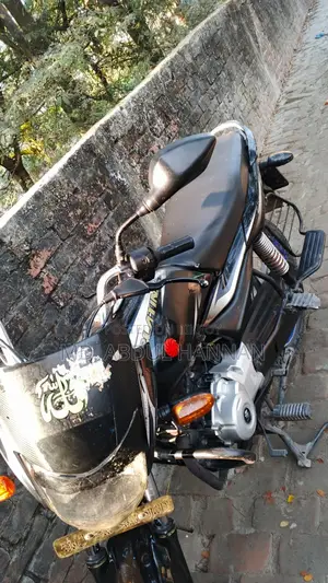 Bajaj Platina 100 . 2018