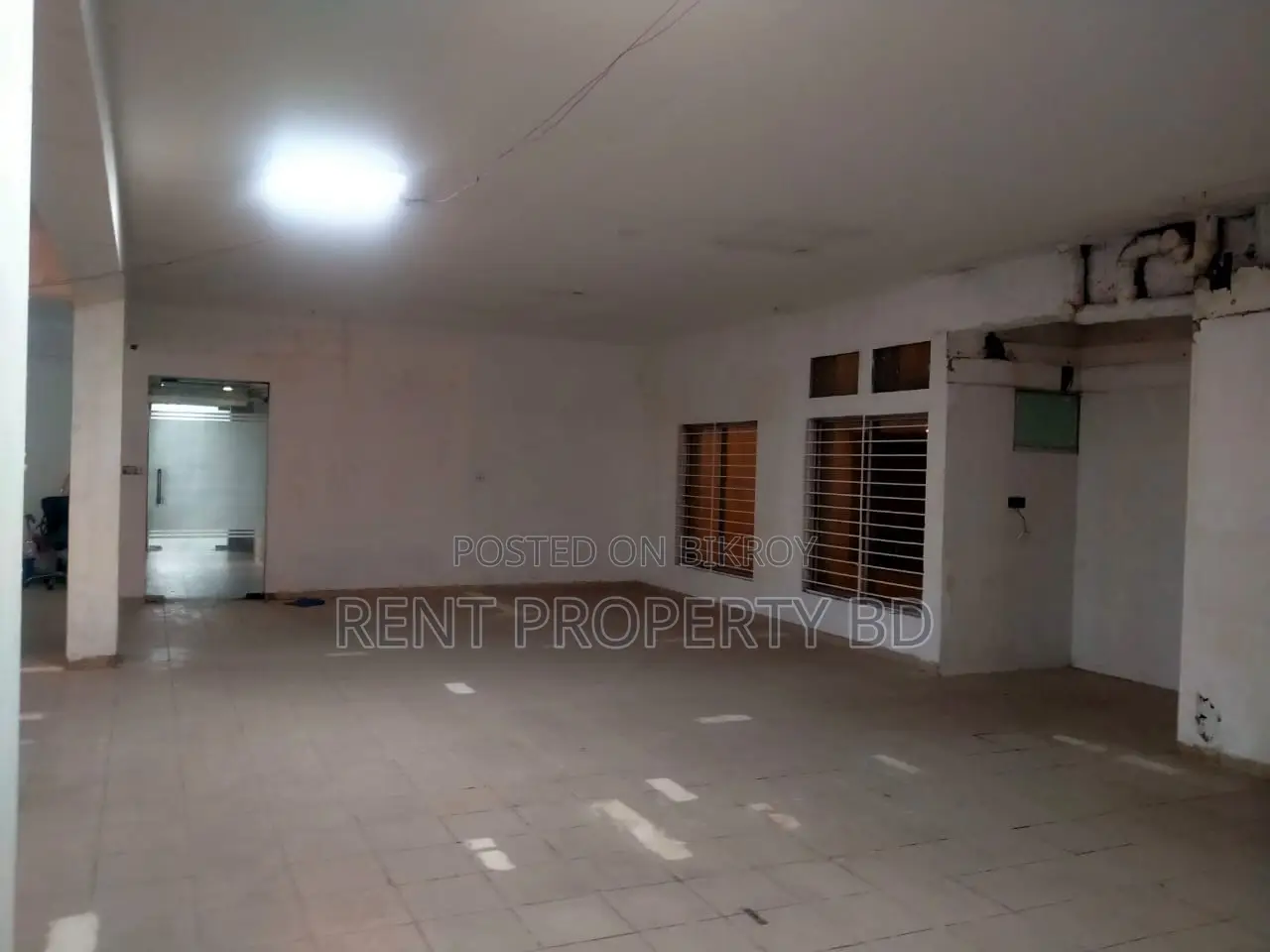 গুলশানে ৩১০০ বর্গফুটের কমার্শিয়াল ওপেন স্পেস ভাড়া হবে