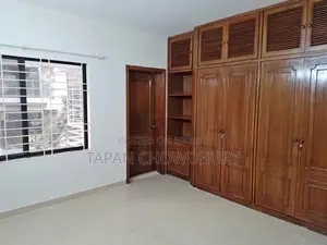 হিন্দু পরিবারের সাথে সাবলেট দেওয়া হবে