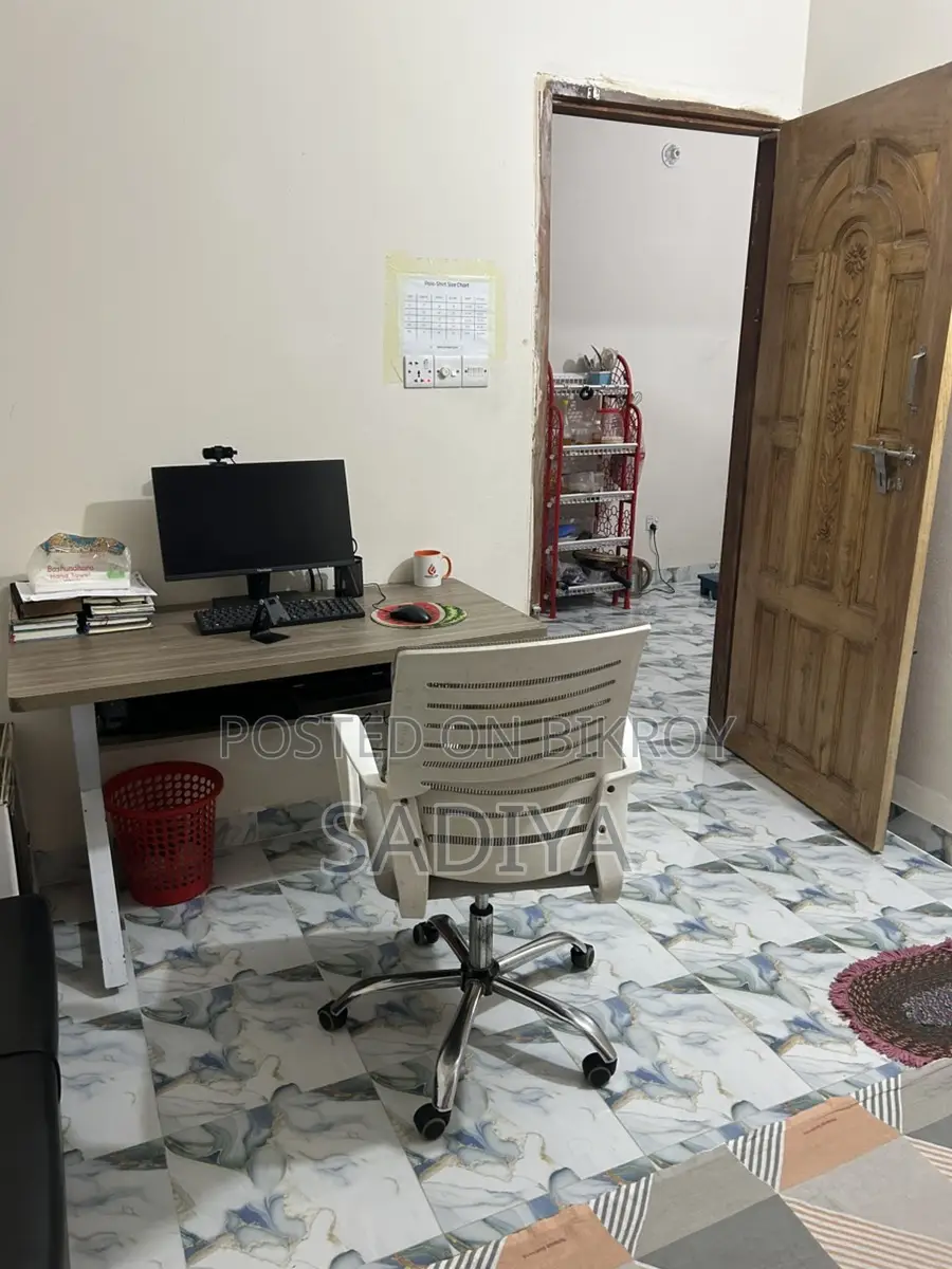 এক রুম সাবলেট ভাড়া হবে!