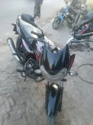 Bajaj Discover 100 2017