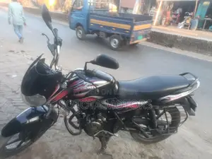 Bajaj Discover 100 2017