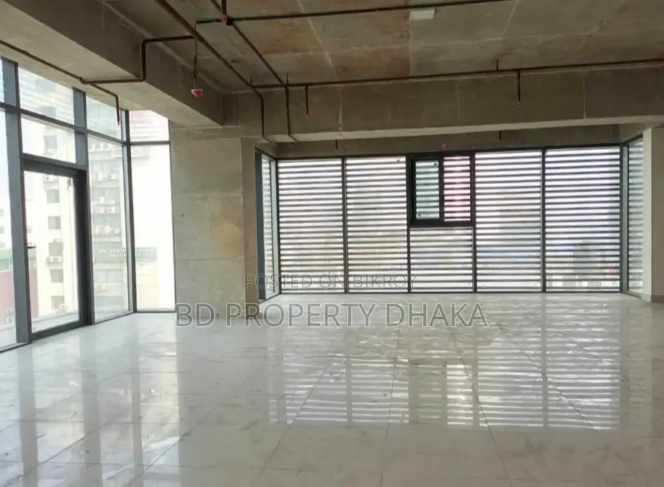 5500 Sqft Nice Open Commercial Space Rent in Mohakali