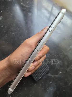 অ্যাপল আইফোন এসই (ব্যবহৃত)