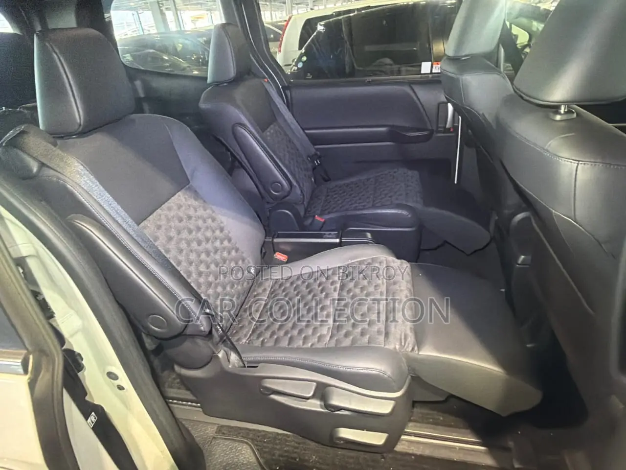 Toyota Voxy SZ hybrid 2023