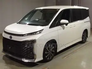 Toyota Voxy SZ hybrid 2023